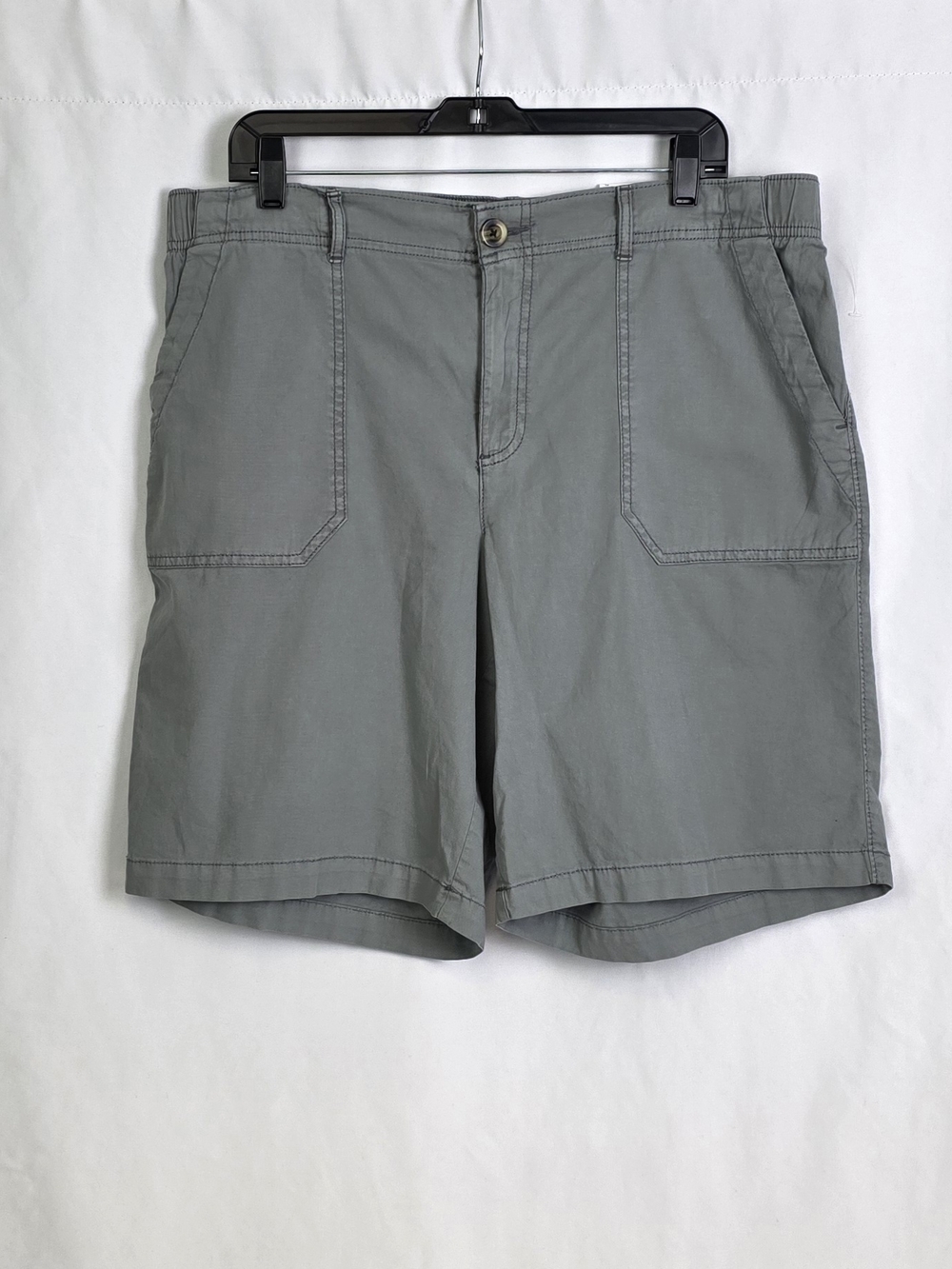 Women's Sonoma Grey Mid Rise Bermuda Shorts Size XL NWT